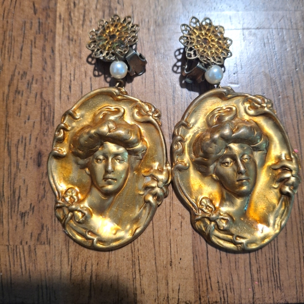 Earings clip-on